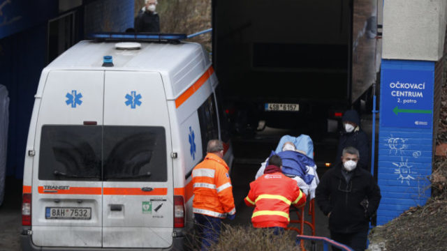 457821_virus_outbreak_czech_republic_17680 81145333033a4cd2a5410a0fa244da38 676x417.jpg
