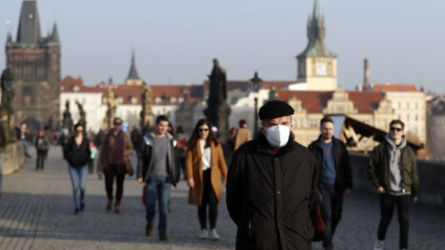 457991_virus_outbreak_czech_republic_61890 2f94c6b326994535853056a04b15ebeb 676x471.jpg