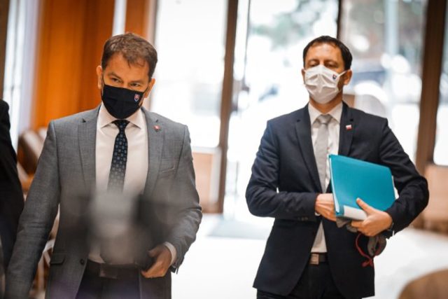 458523_igor matovic eduard heger 676x451.jpg