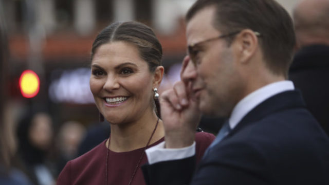 458802_bosnia_sweden_royals_33181 d26231e5cbc640baa3eb23f78fb7ebb9 676x451.jpg