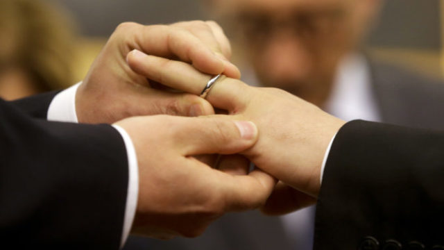 458956_vatican_gay_unions_43603 399b657c903a4a129bbf85068503d7ce 676x451.jpg