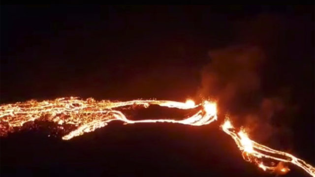 459272_iceland_volcano_36989 a2678c28eae24a249eaa496c301b06d7 676x402.jpg