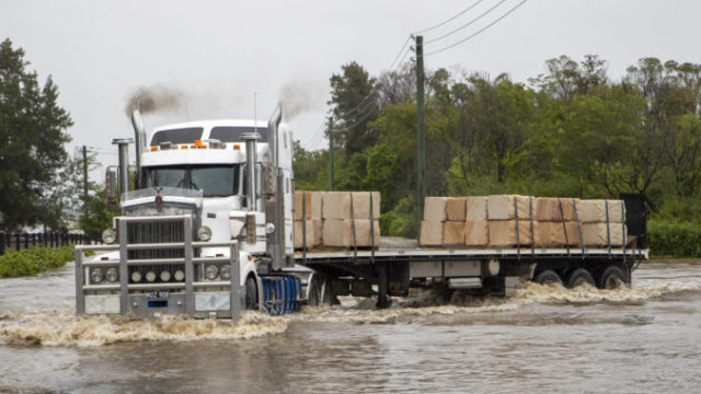 459320_australia_floods_17188 99a39a7ecba749809920661820f631d6 676x411.jpg
