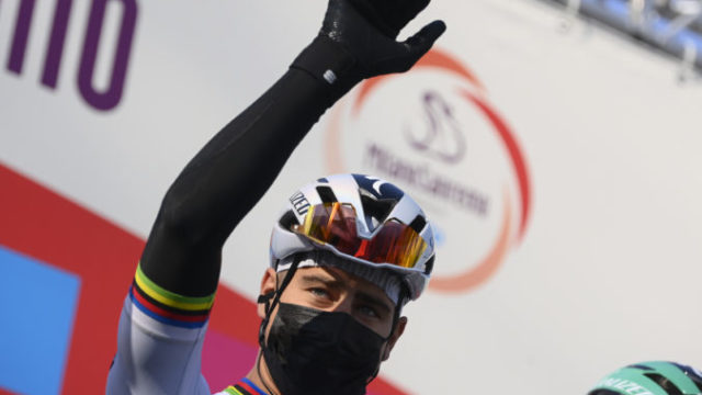 459768_italy_cycling_milan_sanremo_24456 790675dfc07d4edf8ee6342400673bdb 676x451.jpg