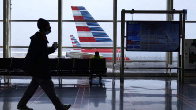 460147_travel_airlines_40140 73fb25f16f4548db884830efe48bb44c 676x451.jpg