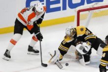 460288_flyers_bruins_hockey_58163 f18dc20c228f45d6b705898fdb9b2c45 676x451.jpg