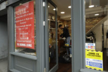 460606_britain_virus_outbreak_69818 56f494c7d07649d7a3e1ce3f7122ae07 676x451.jpg