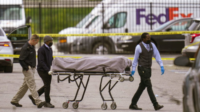 461039_aptopix_fedex_shooting_indianapolis_66375 1e645db1005d479eb685484f644664d3 676x451.jpg