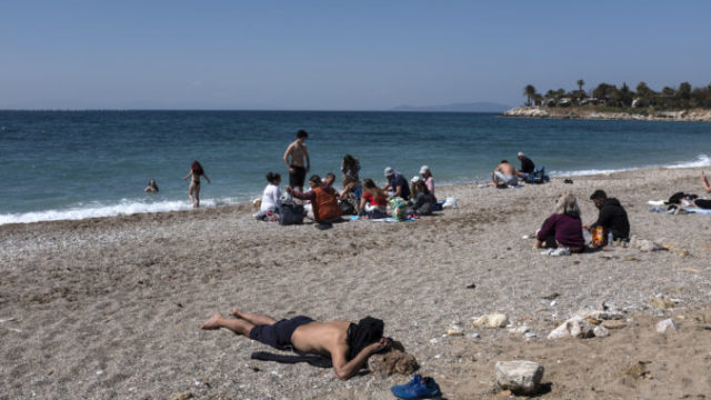 461099_virus_outbreak_greece_46754 5f201e59d7814a89bf8919faad5e5470 676x451.jpg