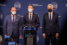 461298_dsc03592 676x451.jpg