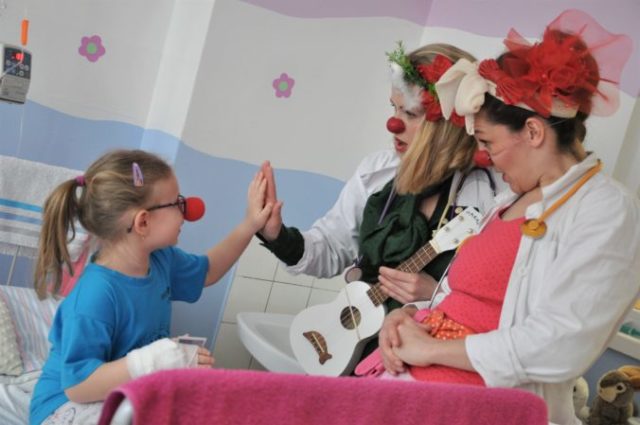 461627_cerveny nos 676x449.jpg