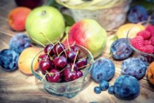 462433_ilustracne foto ovocie small 676x451.jpg