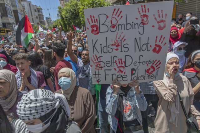 462816_israel_palestinians_26556 440a86a094a443619eaea0cc3a4766b5 676x451.jpg