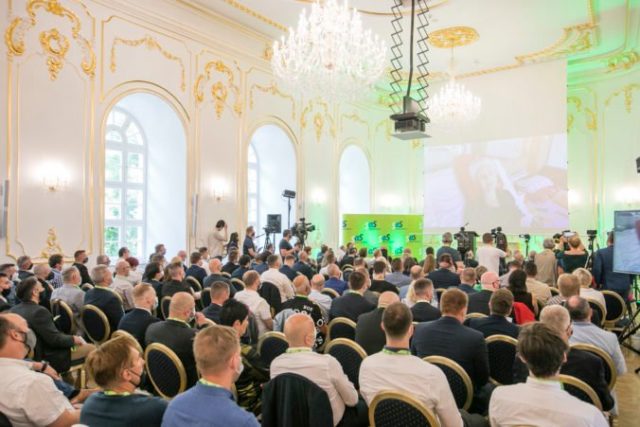 464343_4o8a5113 676x451.jpg