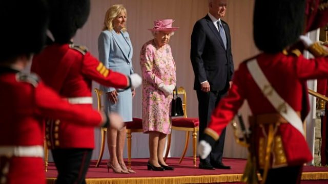 464421_britain_biden_queen_28400 d9ebf78510a24574b76847d8d2f20273 676x451.jpg