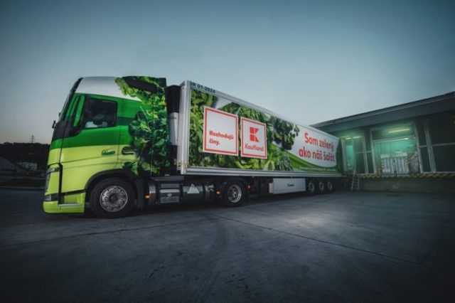 464704_ekologicky kamionsmall 676x450.jpg