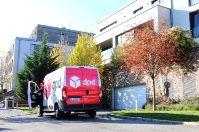 465045_kurier dpd 676x450.jpg
