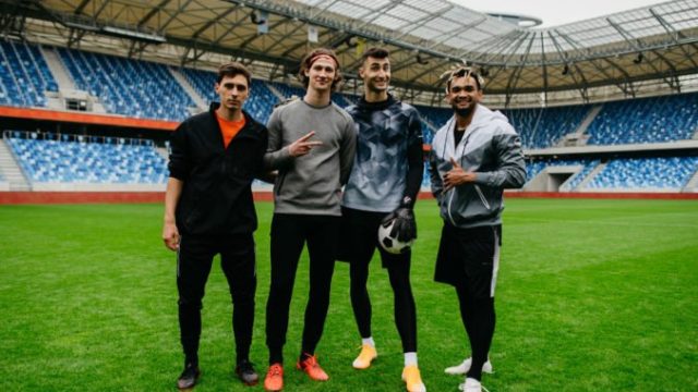 465121_hitchhiker films nike futbalisti bts jakub kovalik 106 676x450.jpg