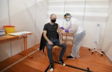 465561_22 676x437.jpg