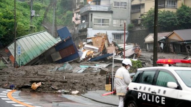 465674_japan_mudslide_72574 abbbde1597404a7fa9deda4f7fc93ce6 676x451.jpg