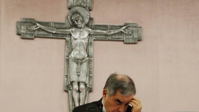 465686_vatican_scandal_39349 62ec1f0dfe2f4868aa0606e4084eeba6 676x451.jpg