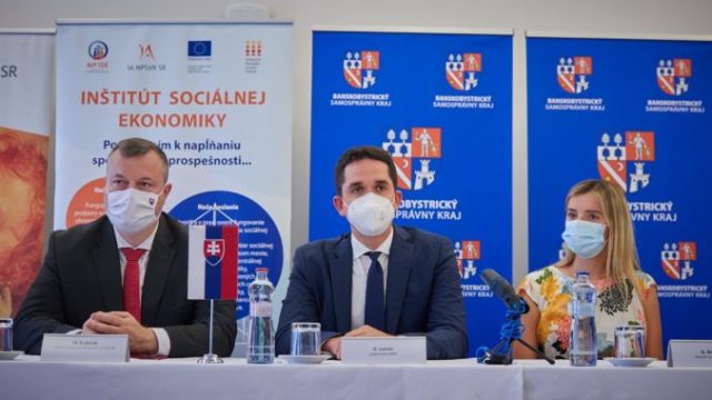 465949_krajniak 676x451.jpg