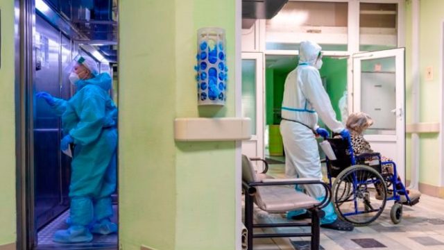466024_virus_outbreak_russia_83703 6b146e8393ac4cffb15ce5190f007d75 676x443.jpg