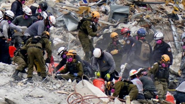 466102_building_collapse_miami_33956 7193a49f6ce54d3ca00ce9f91326a302 676x451.jpg