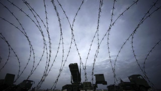 466482_japan_defense_paper_06016 bbacceb8ba3e45cb8c5f90f547a86008 676x451.jpg