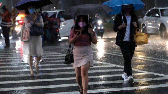 466940_taiwan_typhoon_11443 af9a26626ece4380852a9706cd4d2f88 676x483.jpg
