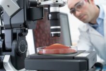 467258_pigmenty_farbenie plastov 676x451.jpg