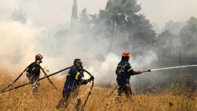 467855_greece_fires_21895 9cbe5622ce3a42f19ecde387c8ec0ab6 676x451.jpg