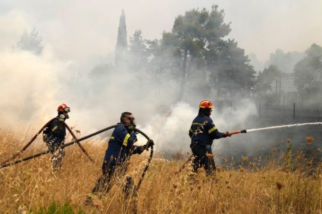 467855_greece_fires_21895 9cbe5622ce3a42f19ecde387c8ec0ab6 676x451.jpg