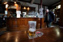 467921_virus_outbreak_britain_north_vs_south_68585 b05ea8cd0b044d3cbce0cbdbc8597fe3 676x451.jpg