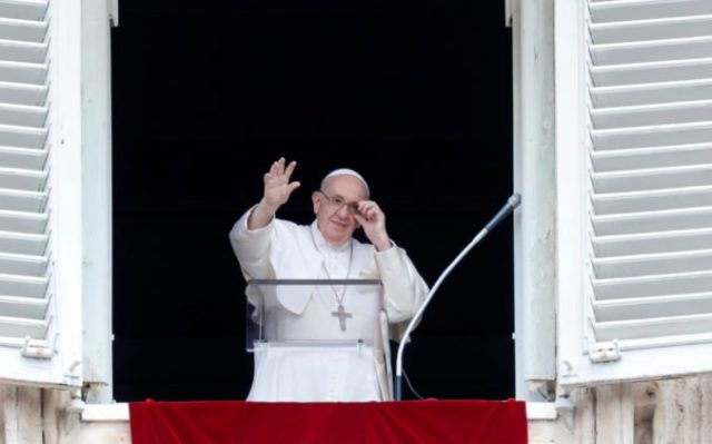 467975_vatican_pope_42493 29dfc465a6fe4e4081ab39c2fea83baa 676x421.jpg