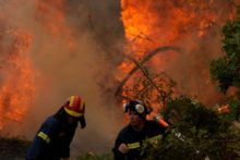 467998_aptopix_greece_fires_36457 39dedfa3a8484083ab51849b1cda3b51 676x451.jpg