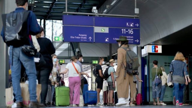 468078_germany_train_strike_60695 c8e8c014d03845138e0b66b6282bf1d1 676x407.jpg