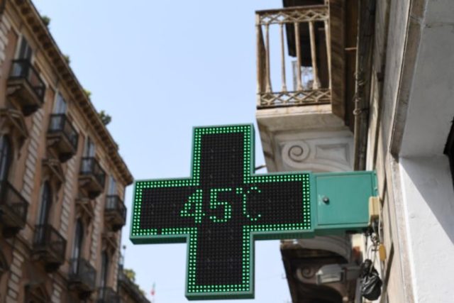 468111_italy_heat_wave_80069 fd1546b8e925406891e67e6566ceffb1 676x451.jpg