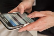 468218_sms pozicka 676x451.jpg