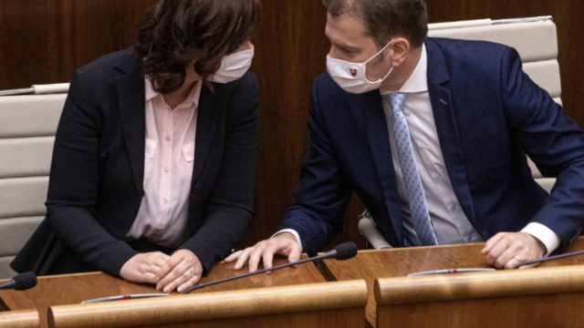 469763_img_6842 min 676x470.jpg