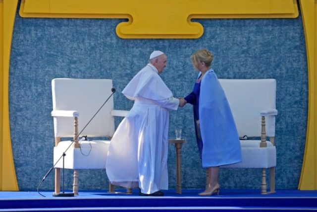 470044_pope_slovakia_44713 6c432b5eac784aca9a16f13b13ba74dd 676x451.jpg