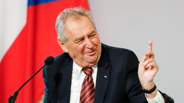 470240_czech_president_28034 fb51dea0eacc45408ef5c87cb662626d 676x451.jpg
