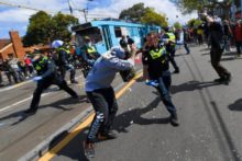 470369_virus_outbreak_australia_protest_40264 e5bed7ef206349f991e906b1e009275f 676x451.jpg