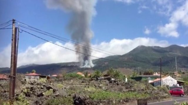 470441_spain_volcano_70793 546a0747ddee4b87bb462fa1c8839b8b 676x433.jpg