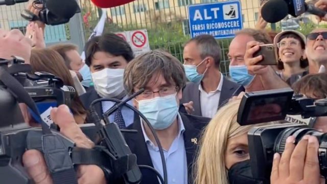 470821_italy_spain_puigdemont_44504 1b5306352c8047dbafaa723fc703732b 676x500.jpg