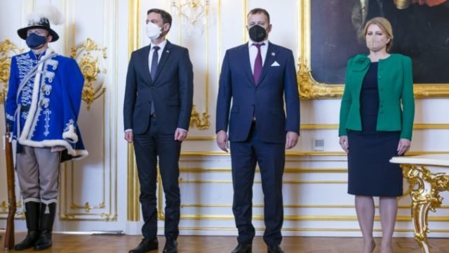 470913_zuzana a aputova boris kollar eduard heger 676x451.jpg