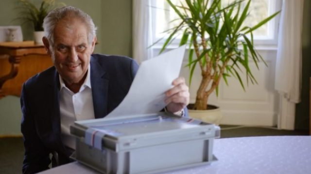 471581_milos zeman 676x451.jpg