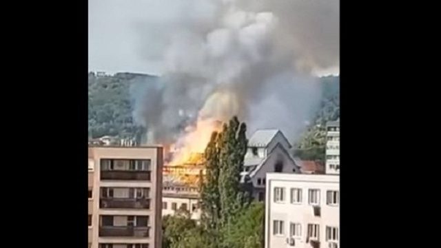 471612_poziar opustenej budovy na racianskej ulici v bratislave.jpg