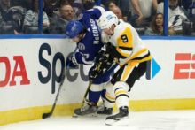 471857_penguins_lightning_hockey_40806 680a3481d4fa4b9c9cc74efb9147ee25 676x451.jpg