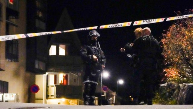 471926_norway_attack_40613 fb604bf293ac47d2a9de409c6810c4ea 676x451.jpg